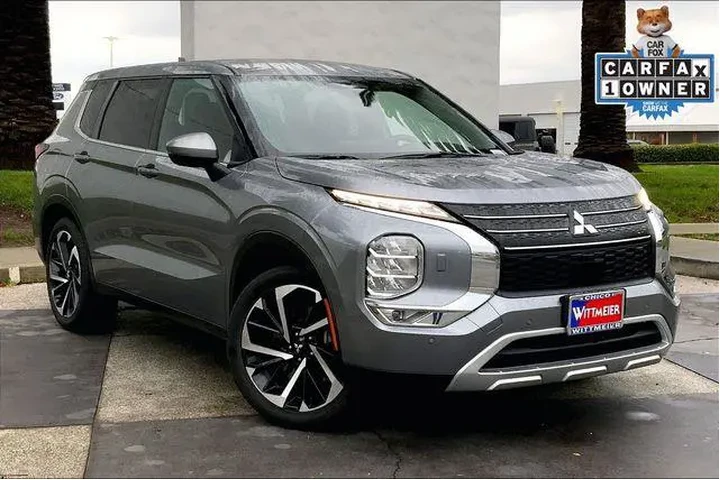 $24985 : Mitsubishi Outlander 2024 AW image 2
