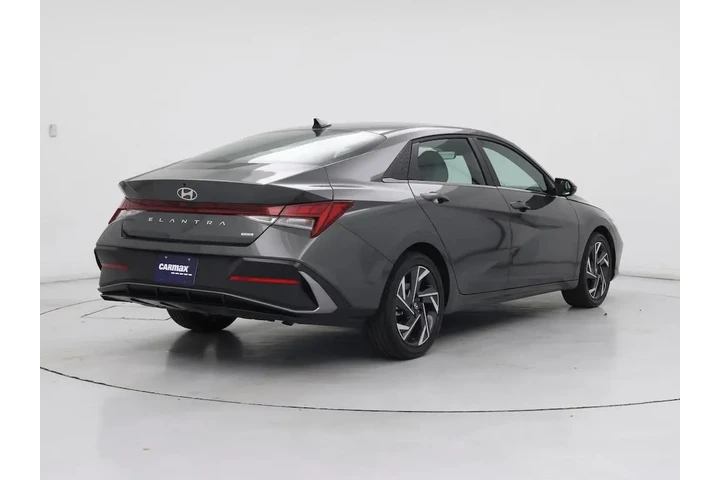 $24998 : Hyundai ELANTRA Hybrid 2025 image 8