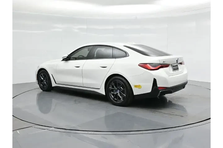 $25500 : BMW i4 2022 eDrive40 Gran Co image 7