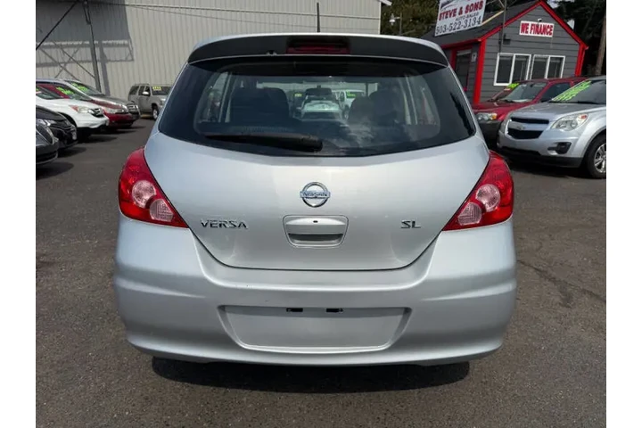 $4995 : 2011 Versa 1.8 SL image 9