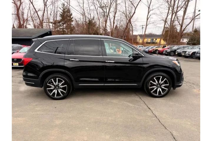 $18500 : 2019 Pilot Touring w/Rear Cap image 9