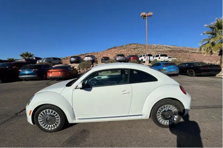 $15000 : Volkswagen Beetle 2014 1.8T image 2