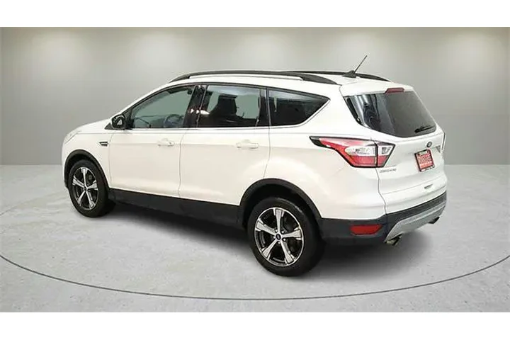 $10337 : Ford Escape 2018 SEL 4dr SUV image 6