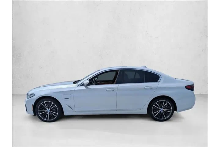 $32084 : BMW 5 Series 2023 530e 4dr S image 9