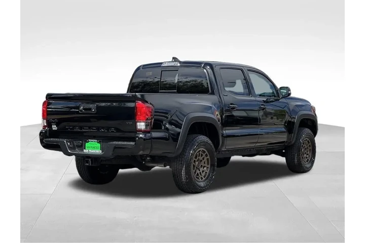$43988 : Gold Certified2023 Tacoma Tra image 5