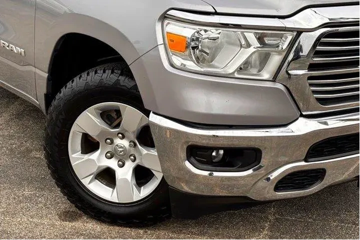 $24977 : Ram 1500 2021 4x2 Big Horn 4 image 3
