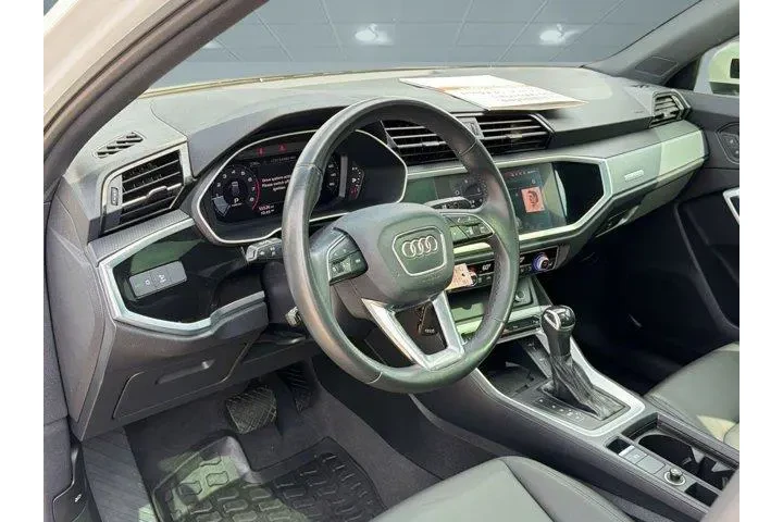 $21999 : Audi Q3 2022 AWD quattro Pre image 4