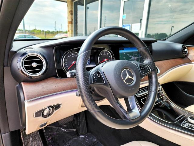 $21995 : 2017 Mercedes-Benz E-Class E3 image 8