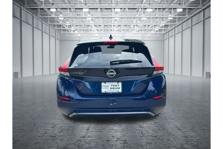 $13995 : Nissan LEAF 2023 S 4dr Hatch image 6