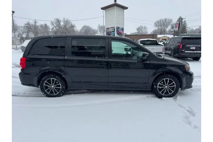 $14990 : 2016 Grand Caravan R/T image 6