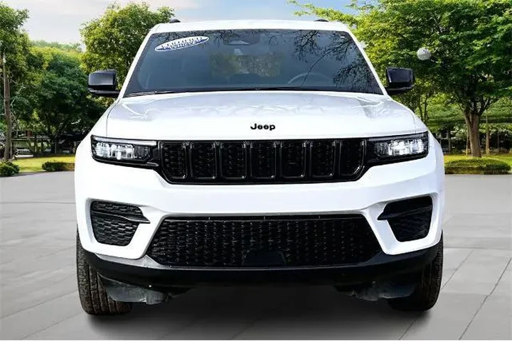 $33686 : Jeep Grand Cherokee 2024 4x4 image 3