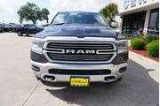 $30988 : Ram 1500 2019 4x2 Laramie 4d thumbnail