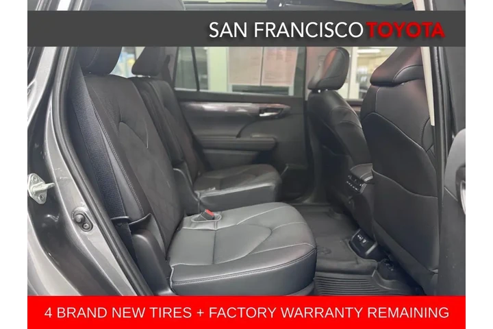 $47399 : 2023 Highlander Hybrid Platin image 10