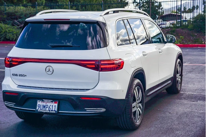 $38498 : Mercedes-Benz EQB 2025 EQB 2 image 7