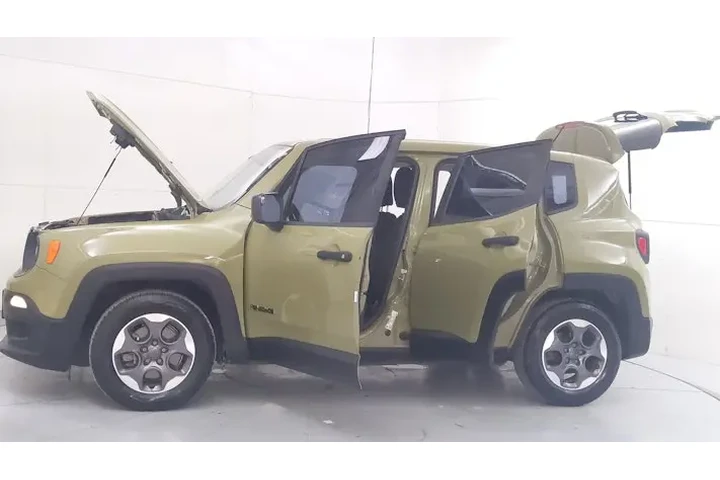 $17795 : 2015 Escape SE 4WD image 9