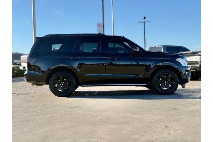 $34419 : Ford Expedition 2020 4x4 XLT image 5