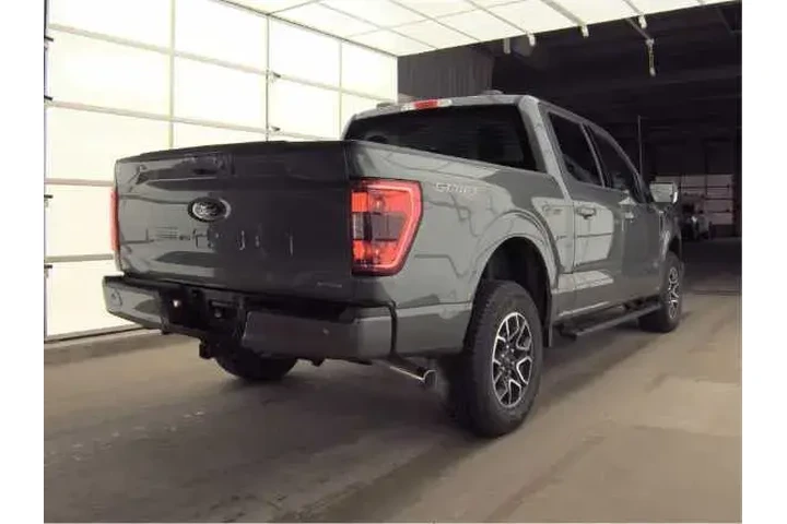 $39700 : Ford F-150 2023 4x4 XLT 4dr image 3