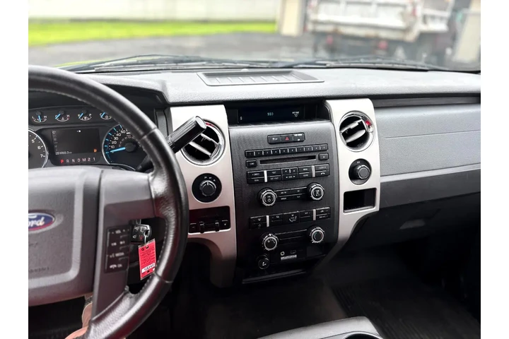 $8995 : 2011 F-150 image 10