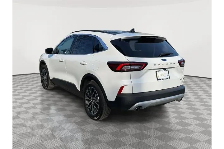 $35654 : Ford Escape Plug-In Hybrid 2 image 5