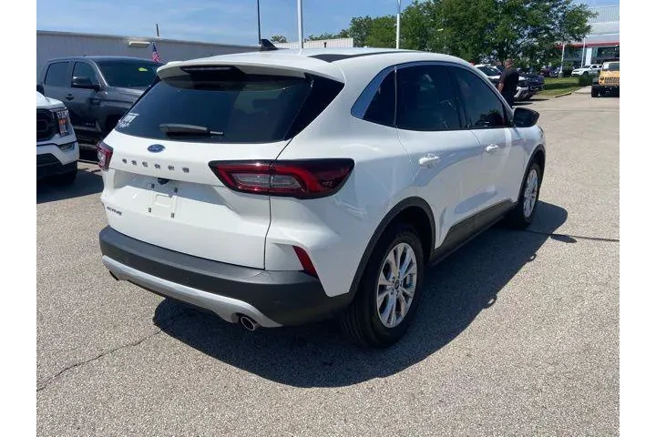 $22319 : Ford Escape 2023 Active 4dr image 7