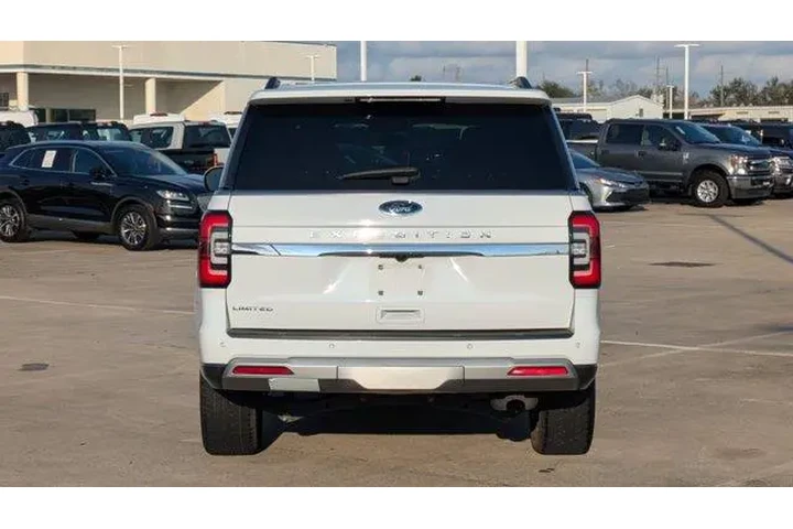 $39990 : Ford Expedition 2024 4x4 Lim image 4