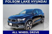 Volvo XC40 2019 AWD T5 Momen