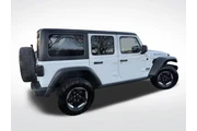$24895 : 2018 Wrangler Unlimited Rubic thumbnail