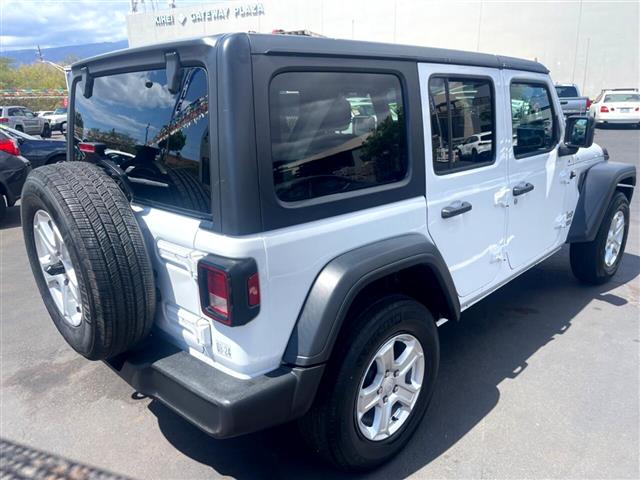 $31995 : 2019 Wrangler image 5