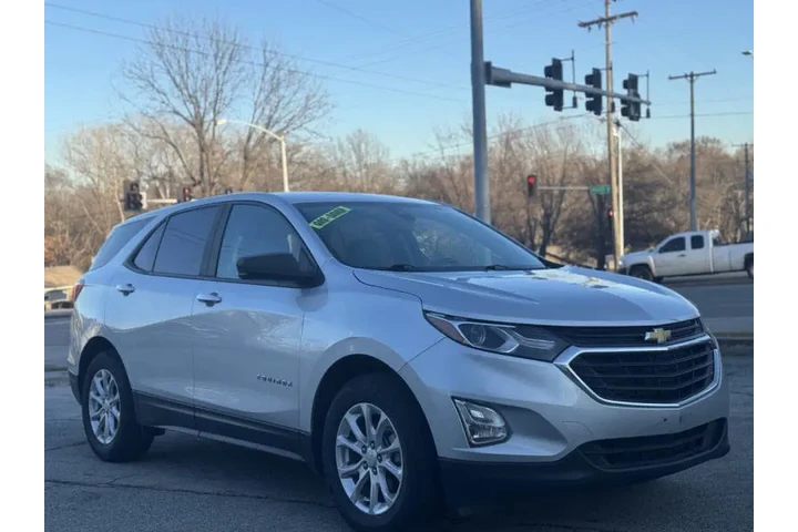 $13999 : 2021 Equinox LS image 3