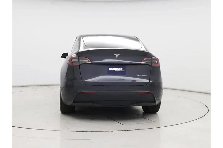 $37998 : Tesla Model Y 2024 AWD Long image 6
