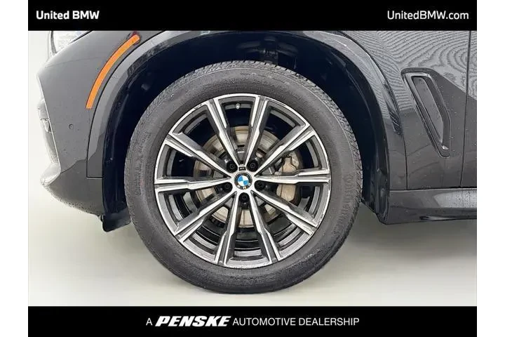 $31495 : BMW X5 2021 AWD xDrive40i 4d image 2
