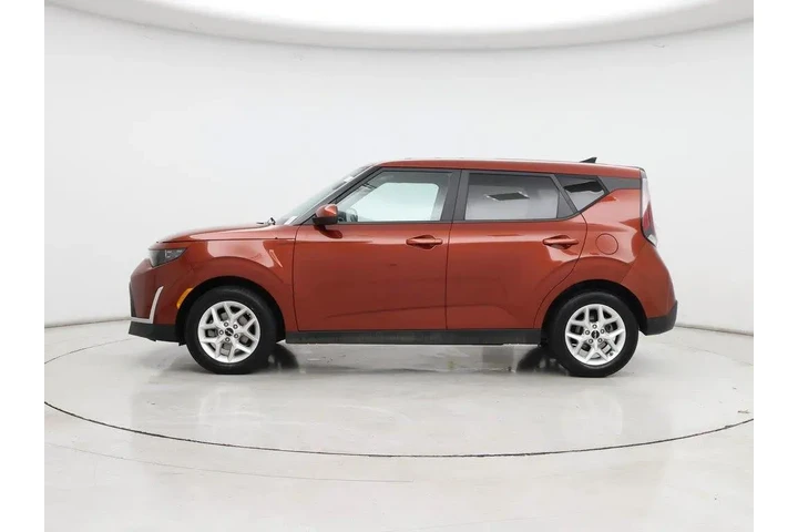 $17998 : Kia Soul 2023 LX 4dr Crossov image 3