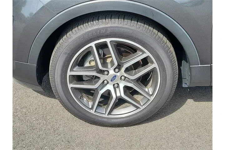 $15930 : Ford Explorer 2017 AWD Sport image 9