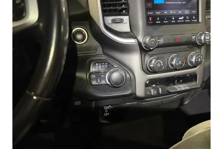 $33000 : Ram 1500 2021 4x4 Big Horn 4 image 9