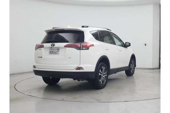 $19998 : Toyota RAV4 2018 LE 4dr SUV image 8
