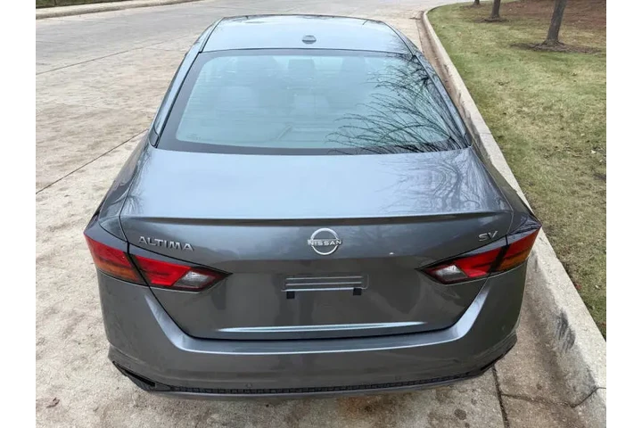 $15997 : 2023 Altima 2.5 SV image 6