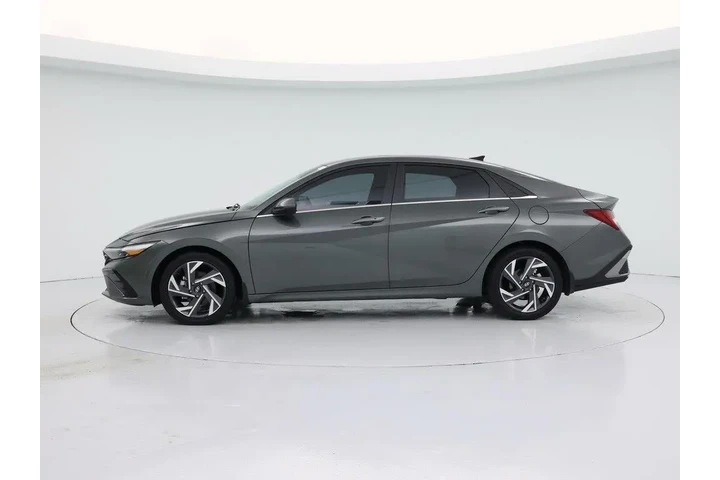 $24998 : Hyundai ELANTRA 2025 SEL Con image 3