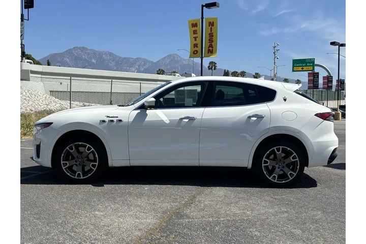 $31999 : Maserati Levante 2023 AWD Mo image 2