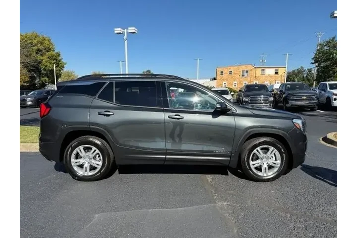 $16743 : GMC Terrain 2020 SLE 4dr SUV image 6