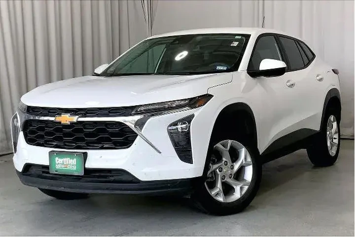 $19741 : Chevrolet Trax 2025 LS 4dr C image 2