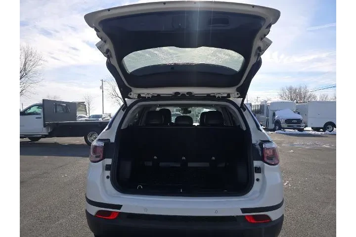 $15995 : Jeep Compass 2019 4x4 Latitu image 10