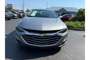 $18531 : Chevrolet Malibu 2023 LT 4dr thumbnail