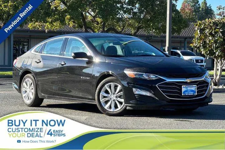 $13813 : Chevrolet Malibu 2022 LT 4dr image 1