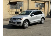 $12988 : 2012 Touareg VR6 Sport thumbnail