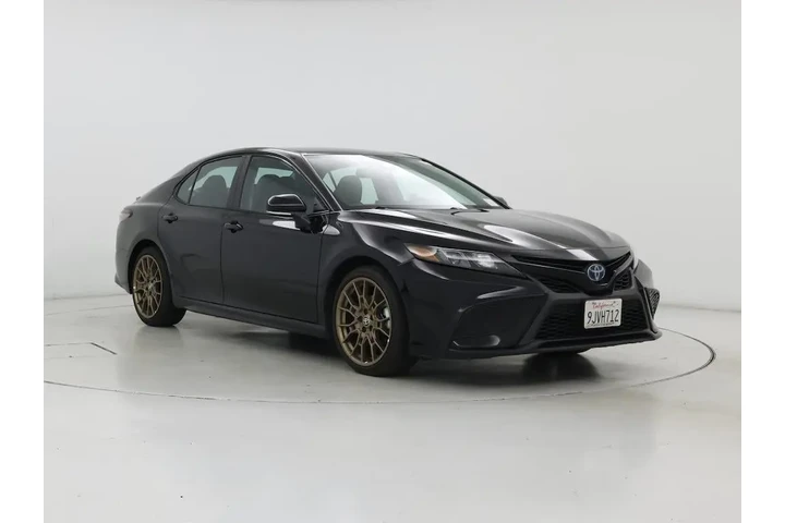 $29998 : Toyota Camry Hybrid 2024 SE image 1
