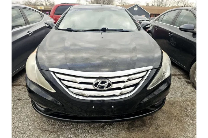 $5500 : 2011 Sonata Limited image 4