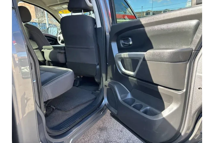 $21499 : 2021 Titan SV image 10
