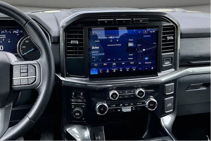 $39500 : Ford F-150 2023 4x4 Lariat 4 image 10
