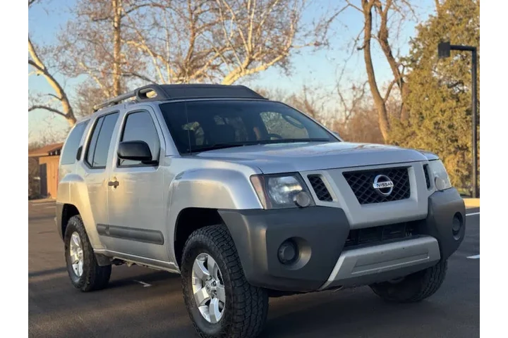 $5999 : 2012 Xterra X image 4