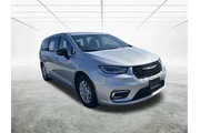 $21960 : Chrysler Pacifica 2024 Touri thumbnail